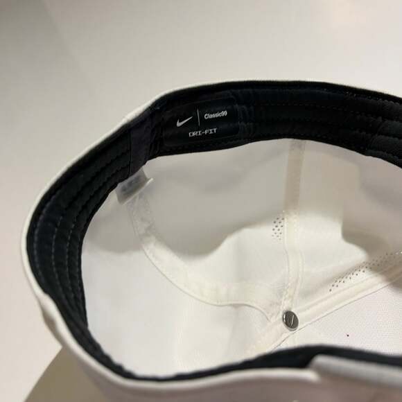 Minnesota Golden Gophers Nike Dri-FIT Classic99 Performance Flex Hat - Picture 7 of 8